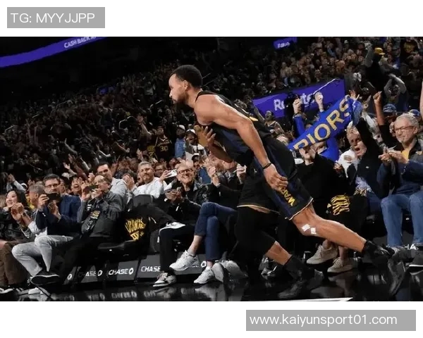 雷霆对阵勇士多特因上斜方肌拉伤将缺席比赛已连续缺阵三场